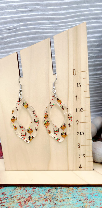 Reindeer Scallop Earrings