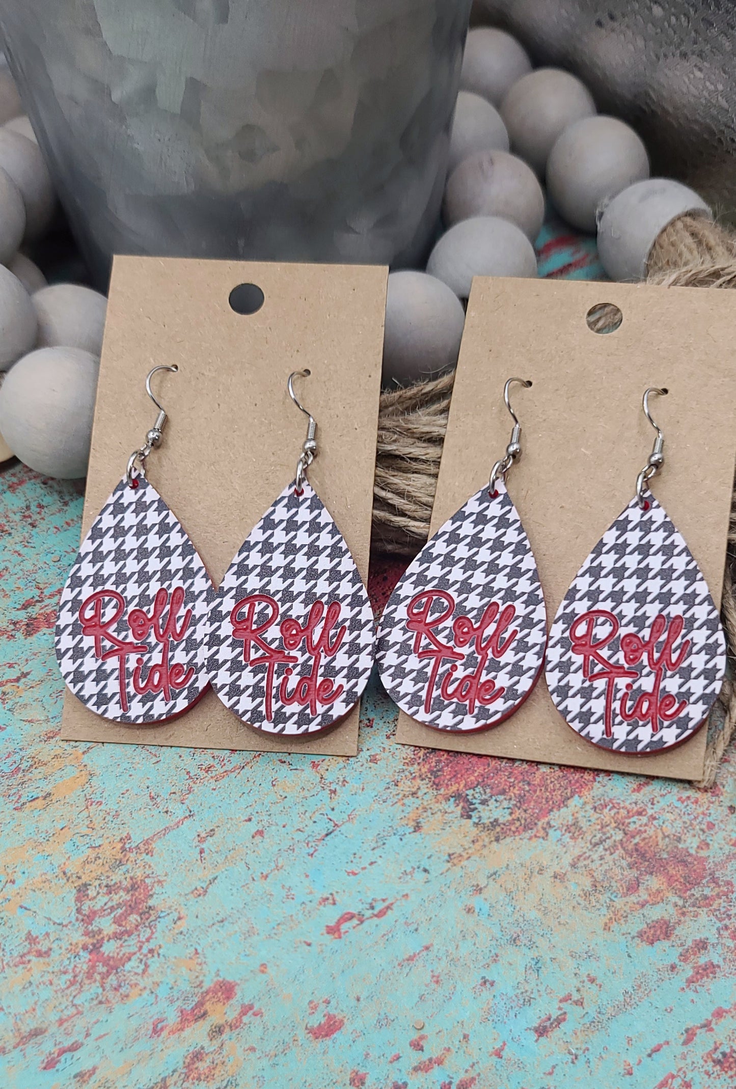 Houndstooth Tide Teardrop Earrings