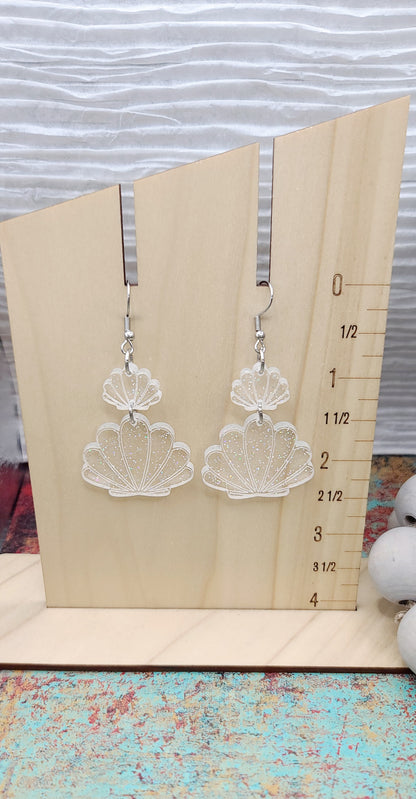 Clear Glitter Seashell Earrings