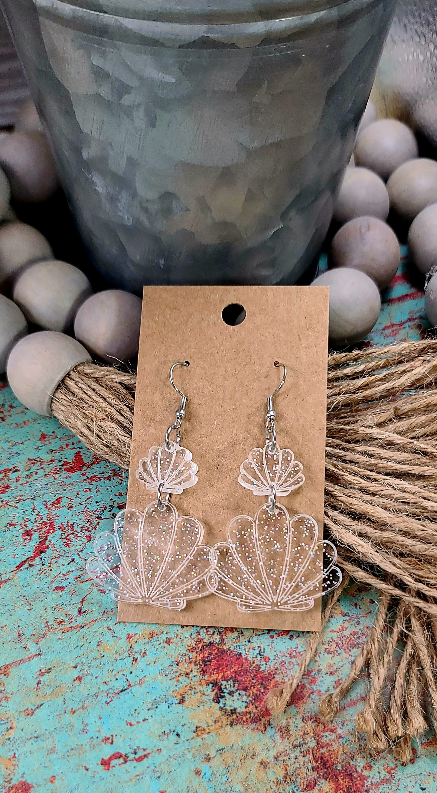 Clear Glitter Seashell Earrings