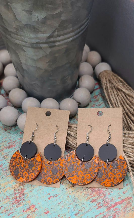 Gothic Wallpaper Stacked Circle Earrings