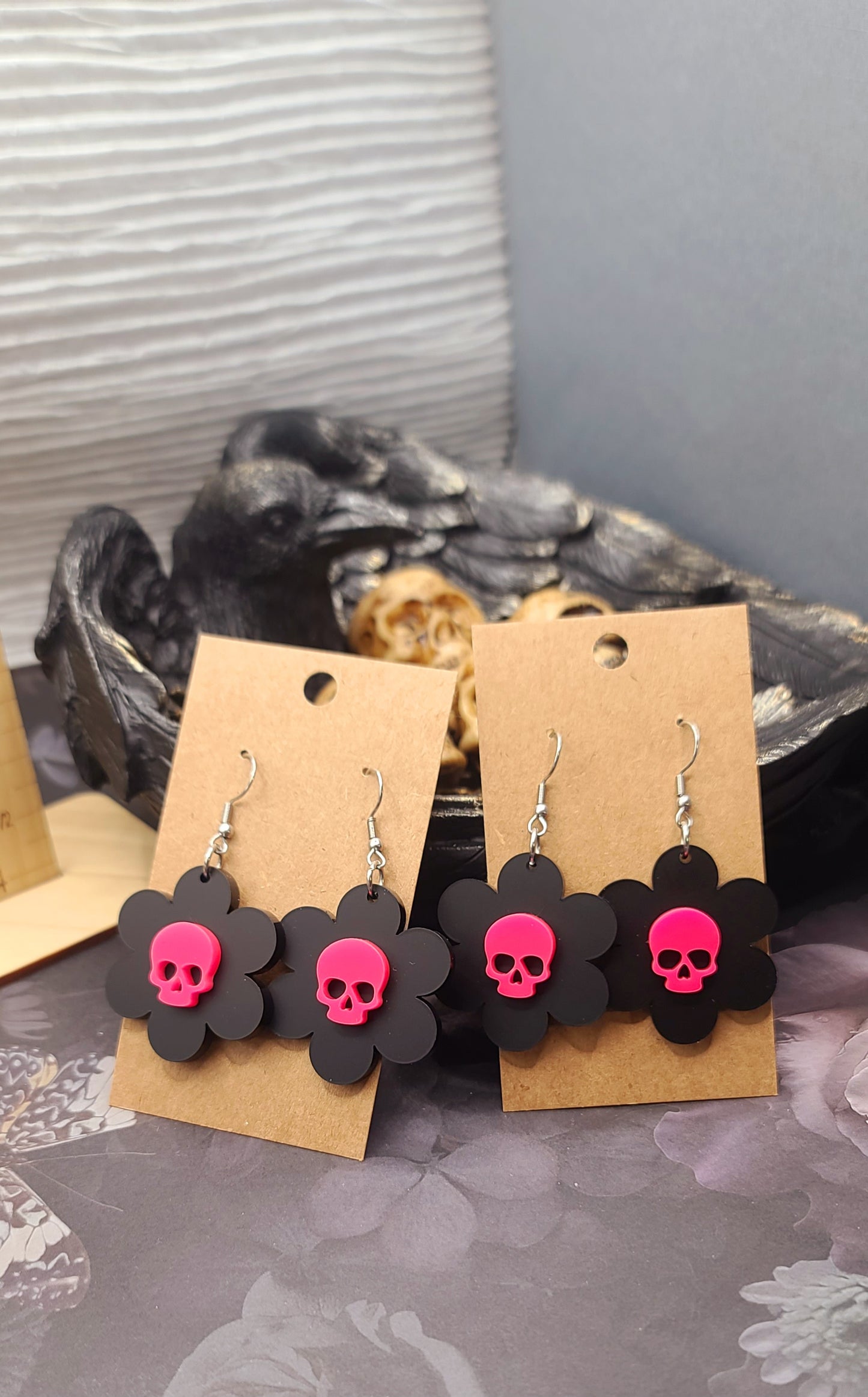 Skull Daisy Earrings Pink